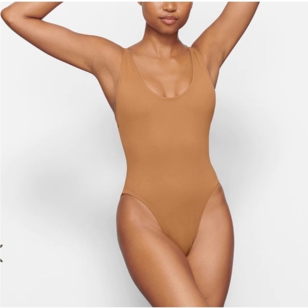 NWT SKIMS Tan One-Piece Swimsuit Size L / Scoop Neck Onepiece: Color/ Almond